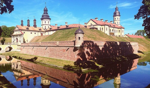 Дворец Несвижского замка 1185764 603x354 3 - Дворец Несвижского замка