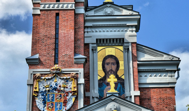 1317701 603x354 1 - Часовня усыпальница Святополк-Мирских в Мире
