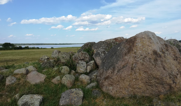 1710279 603x354 2 - Археологический памятник "Белорусский Стоунхендж" возле озера Яново