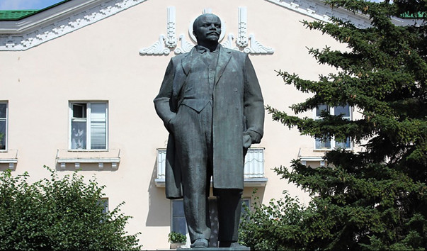 176146 603x354 2 - Памятник В. И. Ленину в Барановичах