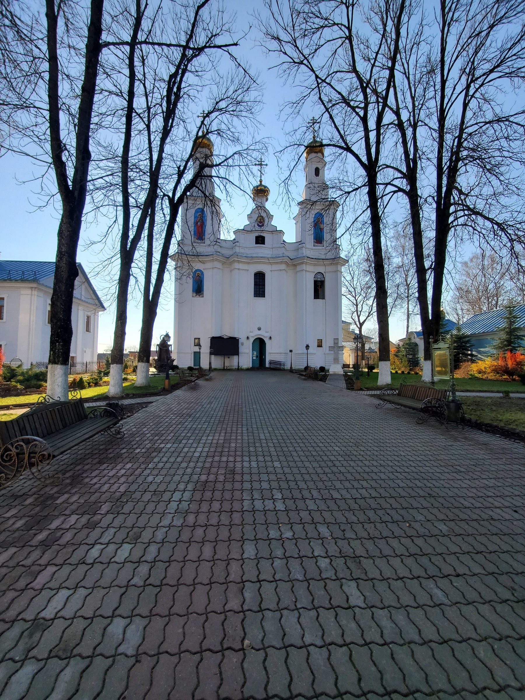 20211030 135529 1 rotated - Свято-Покровский монастырь в Толочине