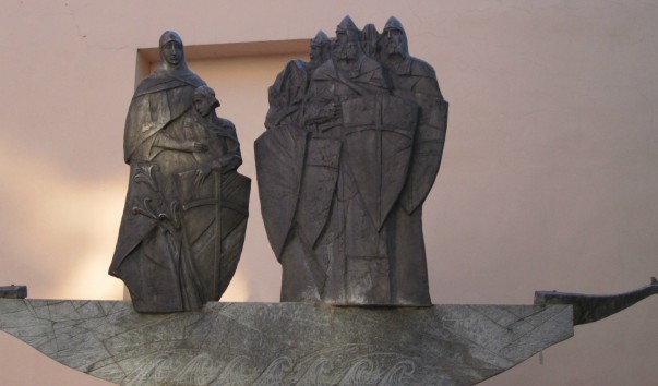 54734 603x354 3 - Памятник "Кривичи" в Полоцке